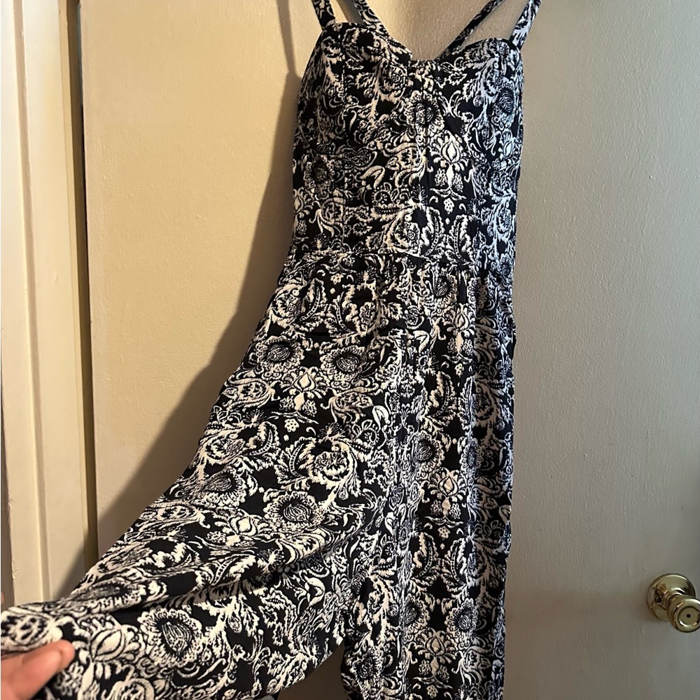 Rare Abercrombie & Fitch Monochrome Patterned Garment